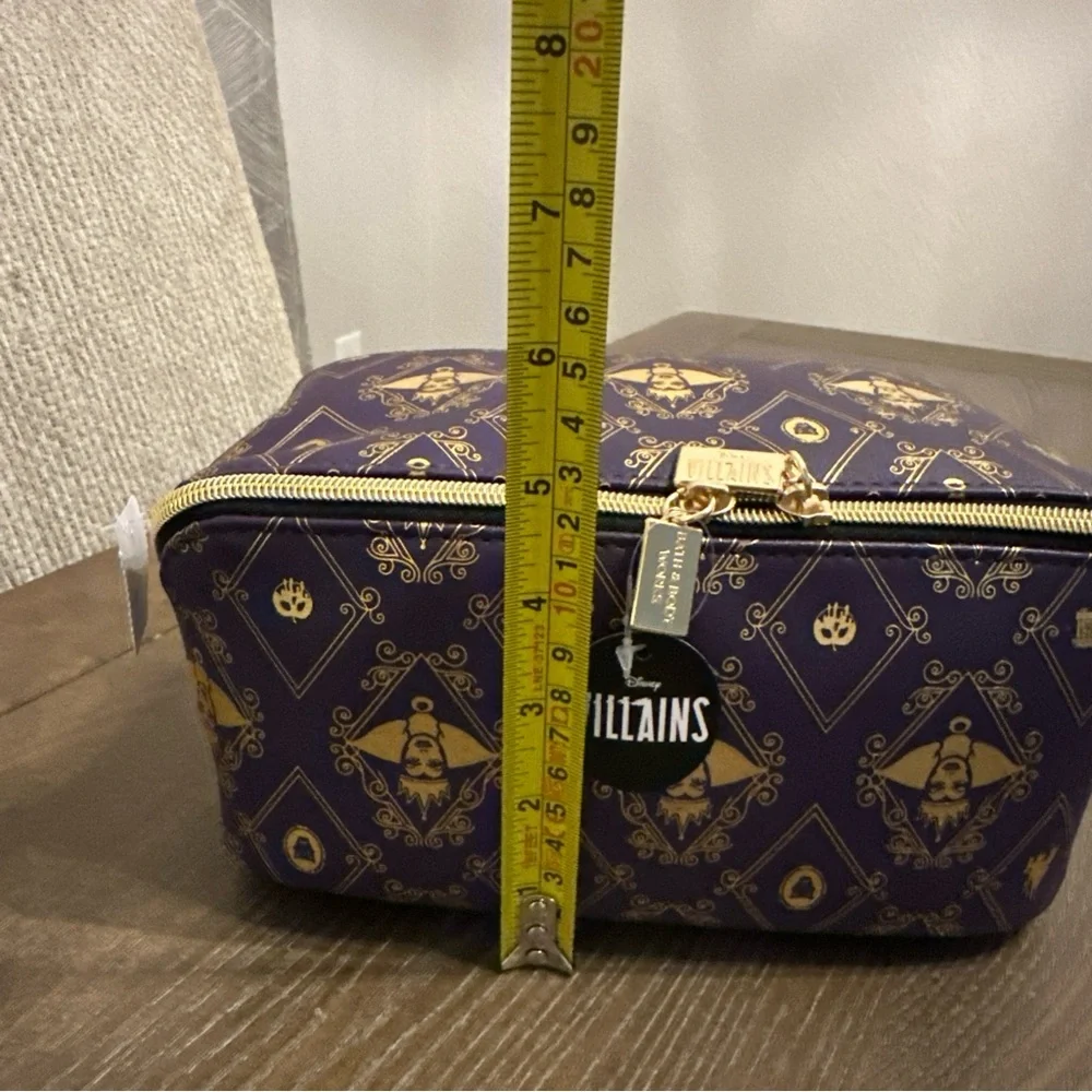 Bath &‎ Body Works Disney Villains Evil Queen Cosmetic Makeup Bag Purple & Gold